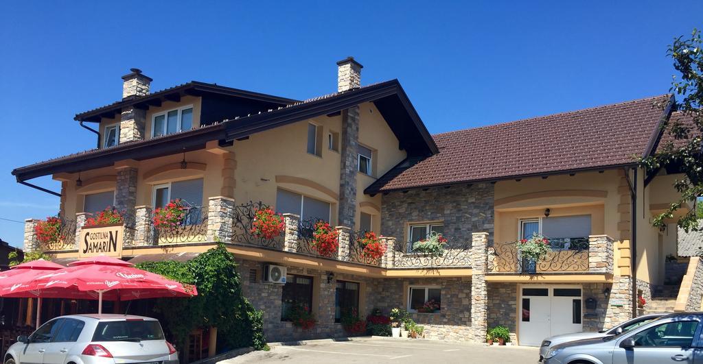 Hotel Samarin Crnomelj ภายนอก รูปภาพ