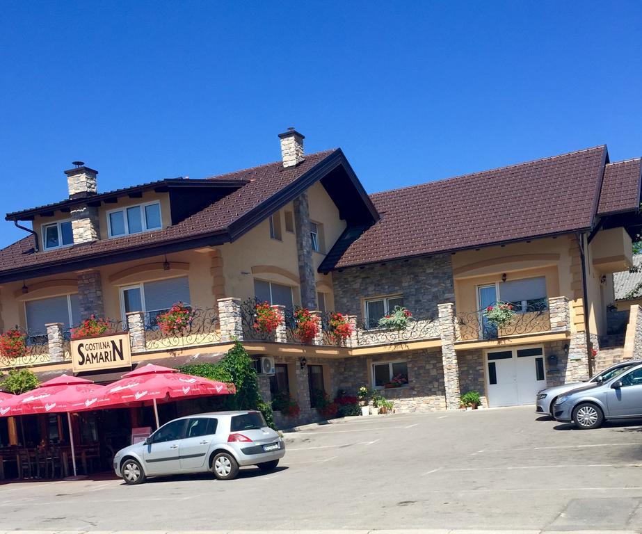 Hotel Samarin Crnomelj ภายนอก รูปภาพ