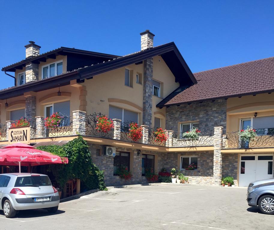 Hotel Samarin Crnomelj ภายนอก รูปภาพ